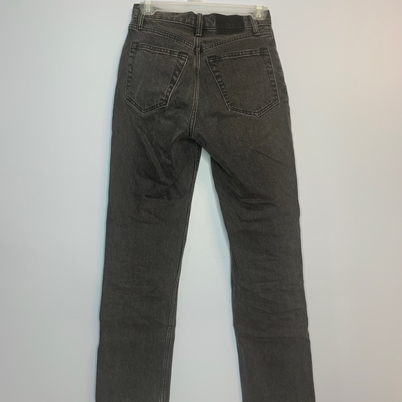 Abercrombie and Fitch 90s Straight Ultra High Rise Jeans - Picture 4 of 5